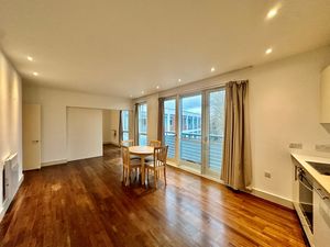 Photo 12- click for photo gallery